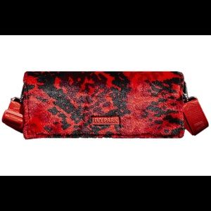 NWT adidas x ivy park printed faux fur envelope clutch ❤️